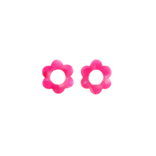 Load image into Gallery viewer, Flower Studs - Hot pink