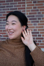 Load image into Gallery viewer, Sophie Studs - Tortoise