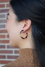 Load image into Gallery viewer, Camy Hoops - Tortoise