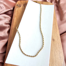 Load image into Gallery viewer, Luxe Gold Rope Chain - 16"