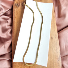 Load image into Gallery viewer, Luxe Gold Herringbone Chain - 20"
