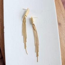 Load image into Gallery viewer, Luxe Gold Tatiana