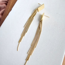 Load image into Gallery viewer, Luxe Gold Tatiana