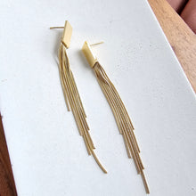 Load image into Gallery viewer, Luxe Gold Tatiana