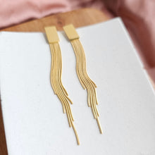 Load image into Gallery viewer, Luxe Gold Tatiana