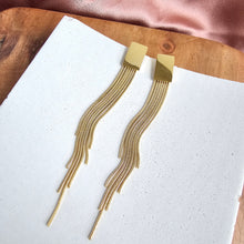 Load image into Gallery viewer, Luxe Gold Tatiana