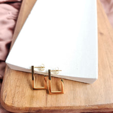 Load image into Gallery viewer, Luxe Gold Goldi Hoops