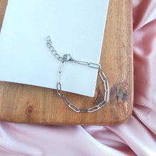Load image into Gallery viewer, Luxe Silver Paper Clip Bracelet