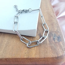 Load image into Gallery viewer, Luxe Silver Chunky Paper Clip Bracelet