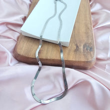 Load image into Gallery viewer, Luxe Silver Herringbone Chain - 20"