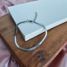 Load image into Gallery viewer, Luxe Silver Herringbone Bracelet
