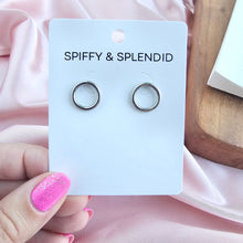 Load image into Gallery viewer, Luxe Silver Oriana Studs - Medium
