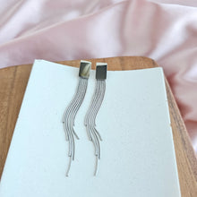 Load image into Gallery viewer, Luxe Silver Tatiana