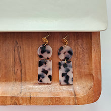 Load image into Gallery viewer, Nora Earrings - Blonde Tortoise