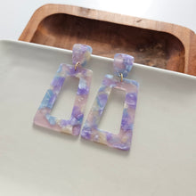Load image into Gallery viewer, Avery Earrings - Dreamy