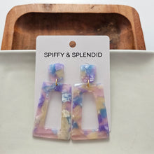 Load image into Gallery viewer, Avery Earrings - Dreamy