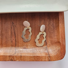 Load image into Gallery viewer, Marley Earrings - Iridescent