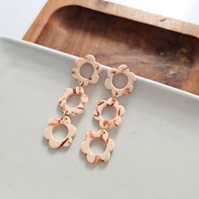 Load image into Gallery viewer, Delilah Earrings - Peach