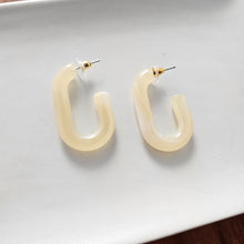 Load image into Gallery viewer, Joanna Hoops - Beige
