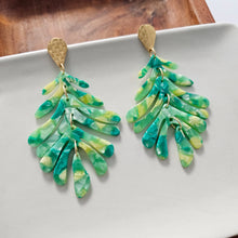Load image into Gallery viewer, Palm Earrings - Green