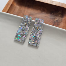 Load image into Gallery viewer, Ida Earrings - Silver Glitter