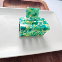 Load image into Gallery viewer, Carly Hair Claw - Green