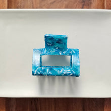 Load image into Gallery viewer, Carly Hair Claw - Blue
