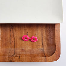 Load image into Gallery viewer, Flower Studs - Hot pink