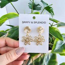 Load image into Gallery viewer, Lily Earrings - Daffodil