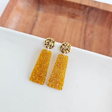 Load image into Gallery viewer, Mia Mini Earrings - Yellow Gold Glitter
