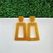 Load image into Gallery viewer, Avery Earrings - Yellow Gold Glitter
