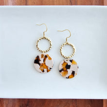 Load image into Gallery viewer, Rylee Earrings - Caramel Latte