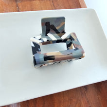 Load image into Gallery viewer, Carly Hair Claw - Camo