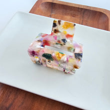 Load image into Gallery viewer, Carly Hair Claw - Multicolor