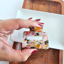 Load image into Gallery viewer, Carly Hair Claw - Multicolor