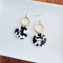 Load image into Gallery viewer, Rylee Earrings - Black & White