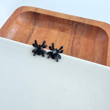 Load image into Gallery viewer, Spider Studs - Black