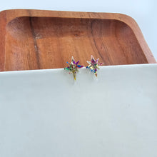 Load image into Gallery viewer, Star of Bethlehem Studs - Gold Sparkle
