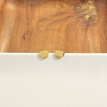 Load image into Gallery viewer, Luxe Heart Studs - Gold