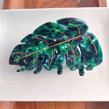 Load image into Gallery viewer, Monstera Leaf Hair Claw - Dark Green