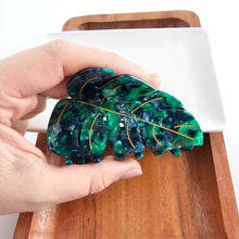 Load image into Gallery viewer, Monstera Leaf Hair Claw - Dark Green