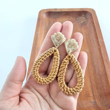 Load image into Gallery viewer, Malia Earrings - Dark Rattan