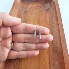 Load image into Gallery viewer, Luxe Bar Studs - Silver