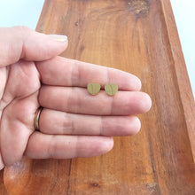 Load image into Gallery viewer, Luxe Heart Studs - Gold