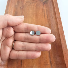 Load image into Gallery viewer, Luxe Circle Studs - Silver