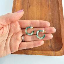 Load image into Gallery viewer, Micro Cam Mini Hoops - Palm Lustre