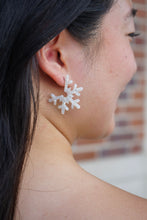 Load image into Gallery viewer, Snowflake Hoops - Cream