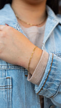 Load image into Gallery viewer, Luxe Gold Delicate Paper Clip Bracelet