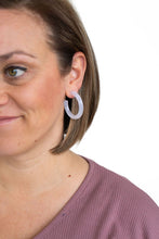 Load image into Gallery viewer, Josie Hoops - White