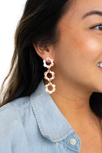 Load image into Gallery viewer, Delilah Earrings - Peach
